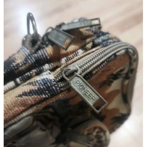 Tapestry Travel Bag Purse Crossbody Shoulder Zip Close pockets safari animals - Picture 8 of 11